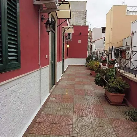 Dimora Benedetta 2 0 * Bari