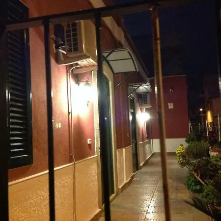 Dimora Benedetta 2 0 Feriehus Bari